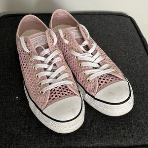 Pink Converse All Star crochet/knit shoes
